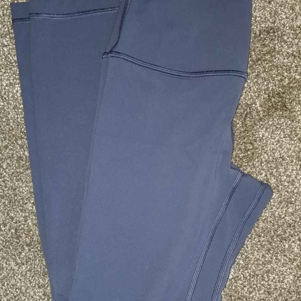 Lululemon shaow blue align like new